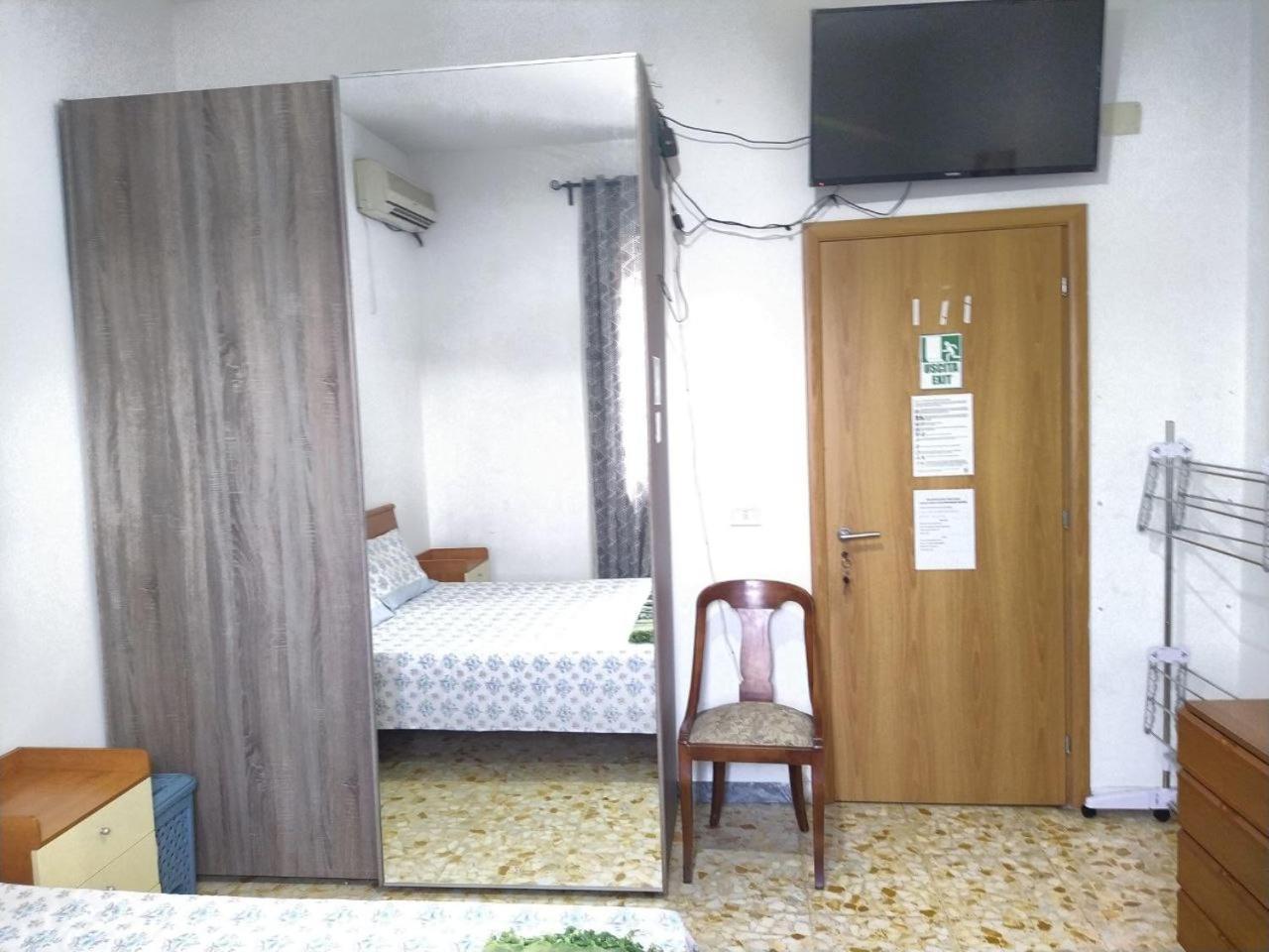 Guest House O Affittacamera Rome Extérieur photo